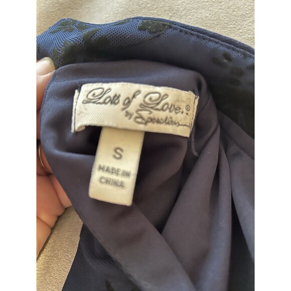 Lots Of Love By Speechless Women’s Dress Small Navy Blue Lace Sleeveless - Picture 4 of 7